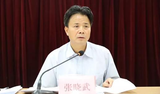 張曉武簡歷：桂林市人大主任張曉武，曾任桂林市委常委、常務(wù)副市長